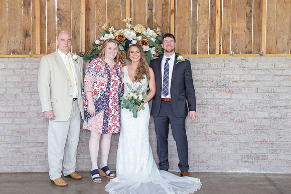 Kathy Balas Photography - Gray Dove Wedding - 09 Family - Joe and Kristi Ellis (69)