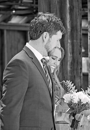 Kathy Balas Photography - Gray Dove Wedding - 10 Bride-Groom - Joe and Kristi Ellis (34)