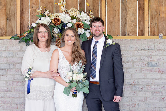Kathy Balas Photography - Gray Dove Wedding - 09 Family - Joe and Kristi Ellis (38)