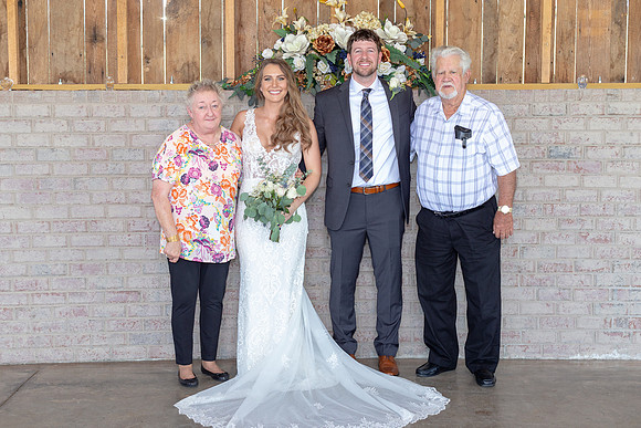 Kathy Balas Photography - Gray Dove Wedding - 09 Family - Joe and Kristi Ellis (79)