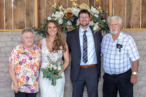 Kathy Balas Photography - Gray Dove Wedding - 09 Family - Joe and Kristi Ellis (134)