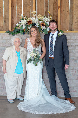 Kathy Balas Photography - Gray Dove Wedding - 09 Family - Joe and Kristi Ellis (198)