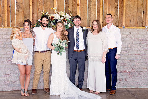 Kathy Balas Photography - Gray Dove Wedding - 09 Family - Joe and Kristi Ellis (34)