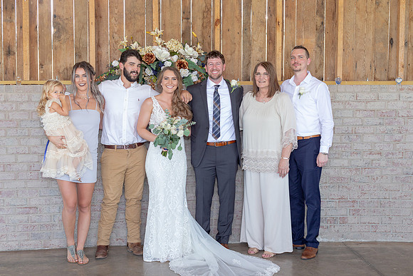 Kathy Balas Photography - Gray Dove Wedding - 09 Family - Joe and Kristi Ellis (130)