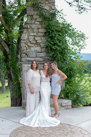 Kathy Balas Photography - Gray Dove Wedding - 06 Bridal Party - Joe and Kristi Ellis  (55)