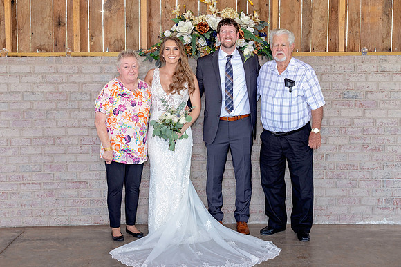 Kathy Balas Photography - Gray Dove Wedding - 09 Family - Joe and Kristi Ellis (44)