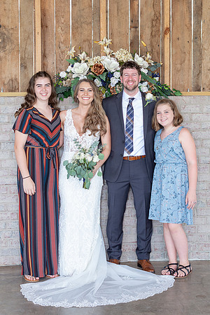 Kathy Balas Photography - Gray Dove Wedding - 09 Family - Joe and Kristi Ellis (191)