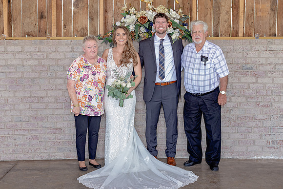 Kathy Balas Photography - Gray Dove Wedding - 09 Family - Joe and Kristi Ellis (77)