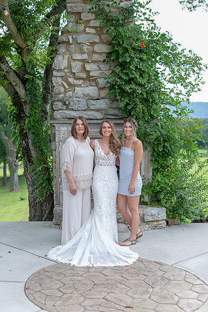 Kathy Balas Photography - Gray Dove Wedding - 06 Bridal Party - Joe and Kristi Ellis  (58)