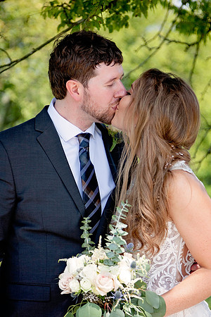 Kathy Balas Photography - Gray Dove Wedding - 10 Bride-Groom - Joe and Kristi Ellis (38)