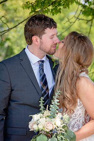 Kathy Balas Photography - Gray Dove Wedding - 10 Bride-Groom - Joe and Kristi Ellis (36)