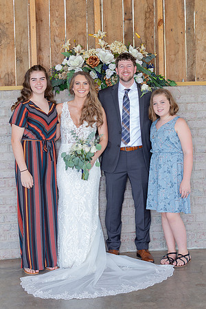 Kathy Balas Photography - Gray Dove Wedding - 09 Family - Joe and Kristi Ellis (164)