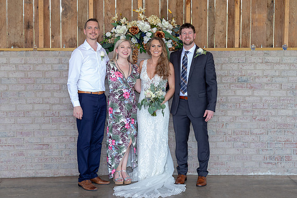 Kathy Balas Photography - Gray Dove Wedding - 09 Family - Joe and Kristi Ellis (180)