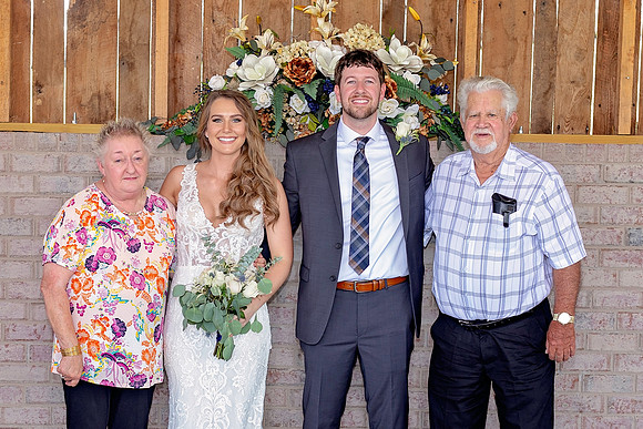 Kathy Balas Photography - Gray Dove Wedding - 09 Family - Joe and Kristi Ellis (8)